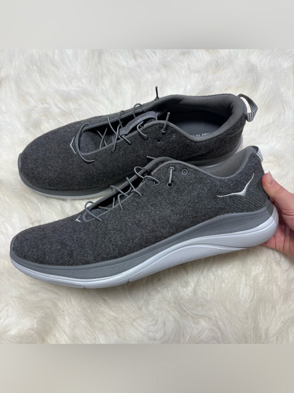 Hoka One One “Hupana Flow” Lightweight Gray Wool Sneakers size Men’s 11.5